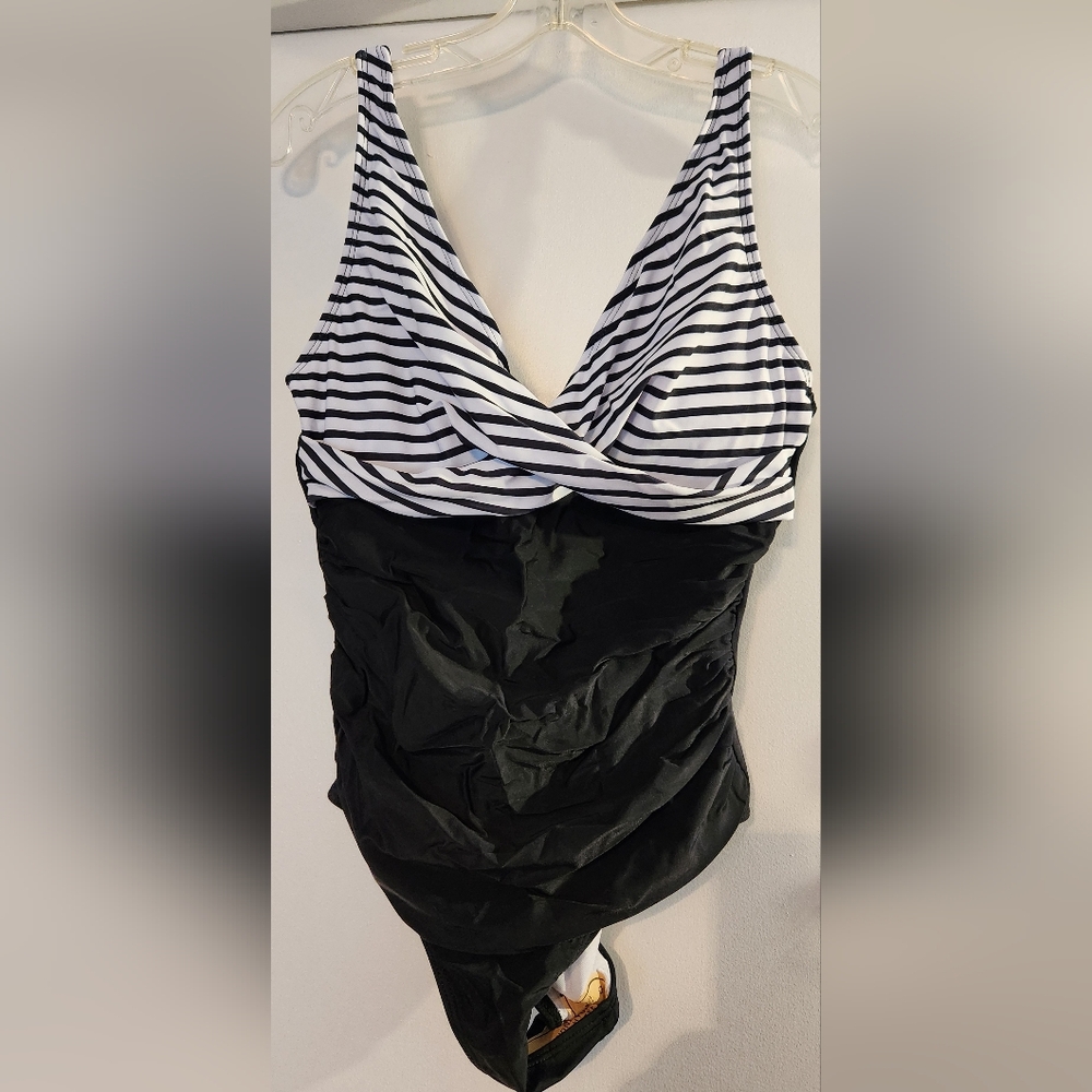 Chic Black and White Striped one piece Swimsuit